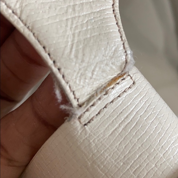 Gucci - Picture 4 of 5